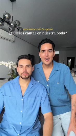 Fredo ✨ on Instagram: "AYUDANOS A ENCONTRAR QUIÉN CANTE EN NUESTRA BODA 👰🏻‍♂️🎶 es para la ceremonia, queremos una voz única y que nos ponga la piel de gallina en ese momento tan intimo. Puede ser de DÓNDE SEA, nosotros le compramos vuelos y obvio es con pago $$$, solo tienes que subir el vídeo de 1min con el #UnaTalBoda y elegiremos a quien más nos guste."