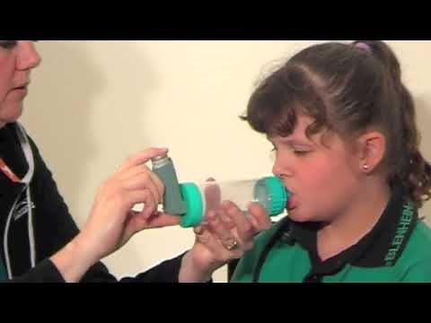 Medilife First Aid Training - Asthma - the 4x4x4 technique