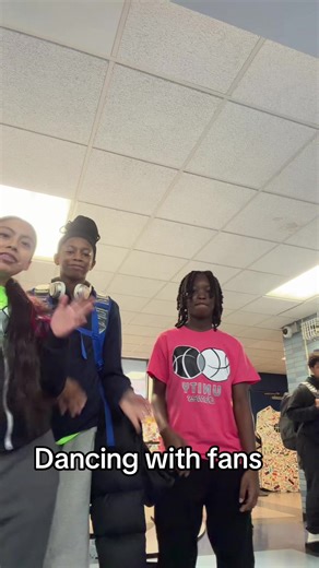 Peep king adrian in the back though