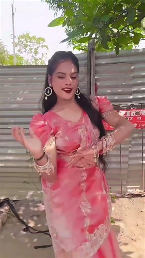 banaras ghumbe raja ji ♥️😘 #youtubeshorts #dancevideo #dancer @aaruaarti1437