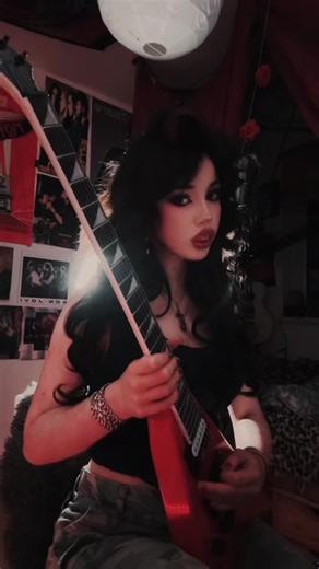 Shredding Techniques in Pantera Performance