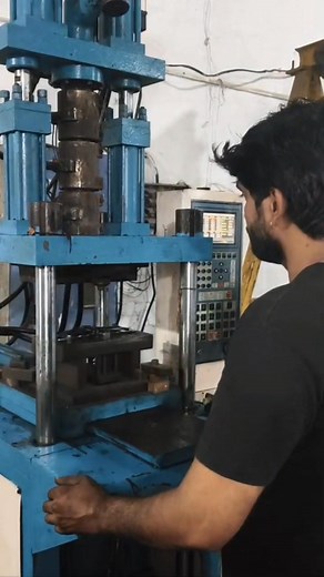 #Available For Sale 100 Gram Vertical Machine।। Location Delhi।। Intrested Person Please Call Me 9821175590.. | Kumar Rajeev