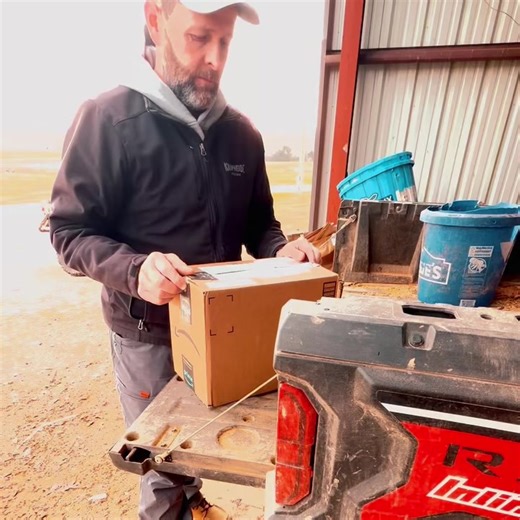 A new calf product we are utilizing this calving season is Redmond First Month Immune Stimulator paste. We were told about this product from Sampson at SP Cattle Company. They are Redmond dealers and have used this product the last couple years with great success! BOOSTS IMMUNE HEALTH First Month helps protect calves when their immune system is at its most vulnerable. Our ingredients guard immune health in multiple ways:�• Redmond's clay conditioner has natural anti-microbial properties and inhi