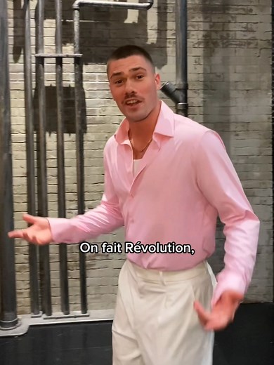 Révolution : Stars et Performances en Direct