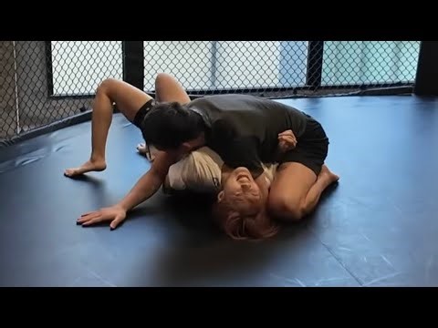 青木真也選手とスパーリングして技術を教わってきた