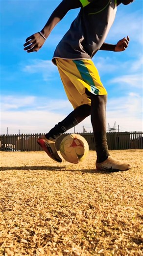 Learn These INSANE Football Skill Combos in Slow Motion 😮‍💨⚽ #football #soccer #skills #fyp #pov