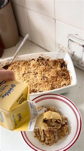 Making a Peach Crumble #baking