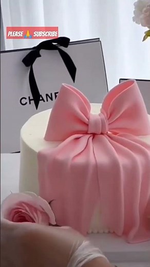 How to Make a Simple Stunning Bow Cake