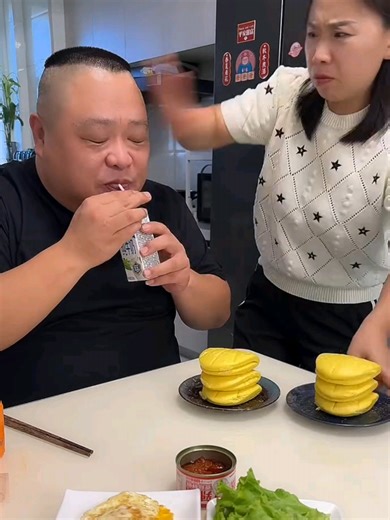 part 139 | #eating #husbandandwife #funnyvideos #husbandandwifechallenge