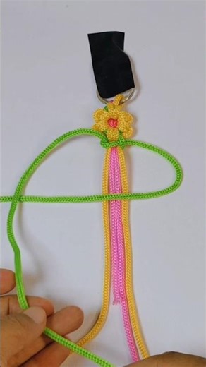 macrame leaves , paracord knots #paracordknots #macramecreation