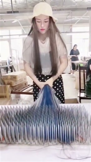 Using the Hackle for Seamless Blending #hairproduction #hackle #shorts_video