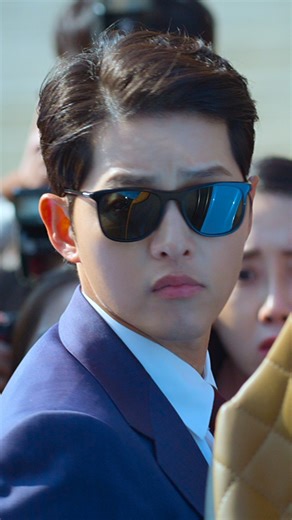 2.1M views · 3K reactions | É impossível não querer ver Vincenzo de novo depois de assistir esse vídeo. Série: Vincenzo | Netflix | Facebook