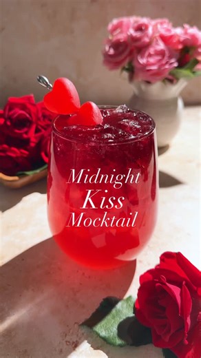 Lilly | Mocktails with Lilly on Instagram: "Today’s Mocktail Monday is fruity, spicy, elegant - and made with some of my favorite non-alcoholic spirits 🥂 Comment ZERO and I’ll send you the links to 15% off the NA wine and NA gin I used in this recipe ✨ Or head to @thezeroproof and use my code MOCKTAILSWITHLILLY for 15% off! Perfect for a cozy night in or a festive toast. Will you be trying this one? Let me know in the comments! Midnight Kiss Mocktail You’ll Need: - 1.5–2 oz pomegranate juice -