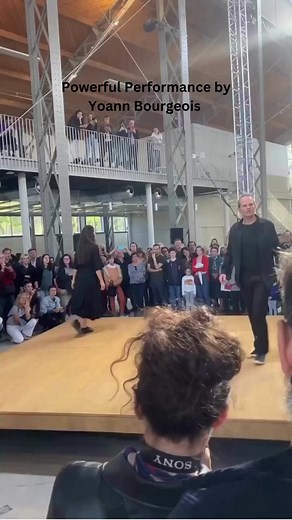 What do you think of this performance art by Yoann Bourgeois? He is a French dancer, choreographer, and artist. #art #yoannbourgeois #fyp #dailyart #contempraryart #dance #artforyou #performanceart #movement
