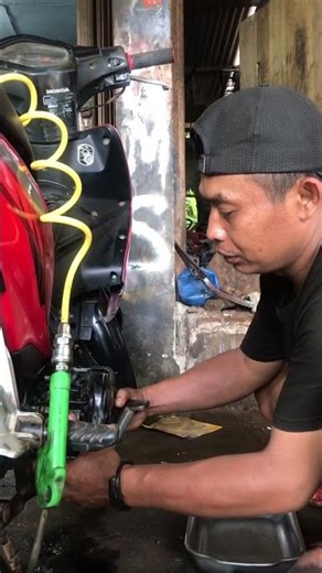 Installing a clutch block #viral #installingclutchblock