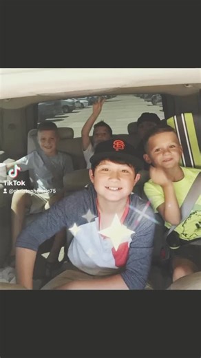 Christopher Eric (@christophereri75)’s videos with original sound - Christopher Eric