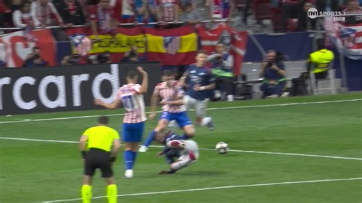 No penalty for Arsenal after the VAR review ❌What do you make of that decision?Watch live on TNT Sports and HBO Max