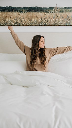 We found another way to simplify your bedding with a zipper! Our Beddy’s Duvets are soft, oh so cozy, and the L-shaped zipper makes laundry days oh-so-easy 🧺💚 Are you team zipper bedding or team duvet?! Right now use code BOGO-50 and get your perfect duvet set up! . . . . #beddys #zipperbedding #zipyourbed #masterbedroom #kidsbedding #bedding #homedecor #homedesign #explore #viral #lifehack #momhack #twinbed #duvets | Nod and Winks