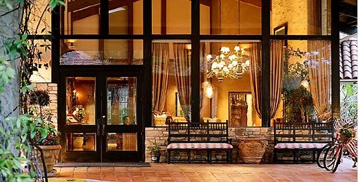 Dining & Nightlife at Westlake Village Inn
