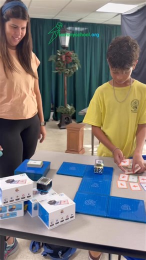 ✨ Code Break Open House at CEDIN ✨ Our Code Break Open House at CEDIN was a wonderful opportunity to bring together students, families, and classmates to experience the learning happening in our coding and robotics program. Students proudly shared what they have been working on, explained the activities they complete each week, and demonstrated how they use technology to solve problems and think creatively. Classmates who are not currently enrolled in Code Break were able to see firsthand how st