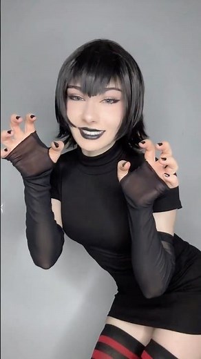 Transforming into Mavis: Hotel Transylvania Magic! 🖤😈 #viralshorts