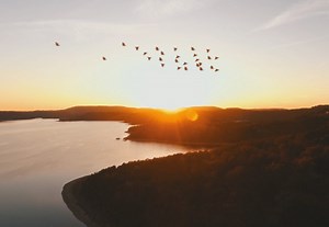 How to Accent Drone Videos with Alpha Channel Stock Footage | Envato Tuts