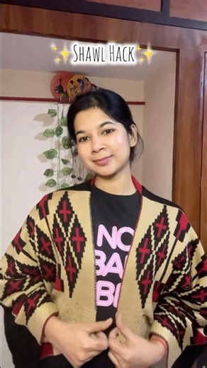 Viral Shawl Hack 🔥 | No ❌ Cutting No🚫 Stitching | Winter Outfit Idea #viral #winter #fashion #shorts