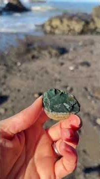 Finding ocean ‘diamonds ￼’ at Tunnel Beach ￼