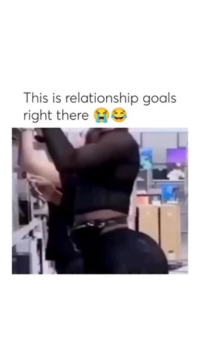 Streamer Clips | A healthy relationship 😭🥰 This clip features YouTuber and internet personality Sssniperwolf (Lia Shelesh) and her then-boyfriend Evan... | Instagram