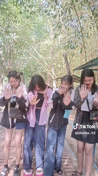 ရေစိုနေတဲ့ကြွက်စုတ်ရုပ်လေးတွေနဲ့#ပြင်သူ့ရင်ပြင်အကြတ်နေ့ #အမြင်ကပ်ရင်ချစ်လိုက်😾👻 @Thet Htar @🥰ကိုကိုရဲ့ယုန်ပေါက်လေး🤪 @hlaingzarlinn55