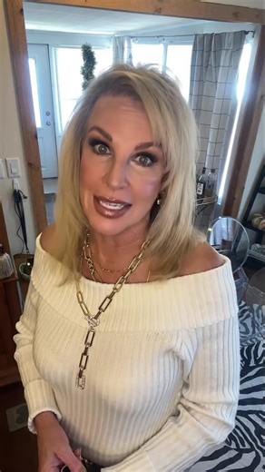 Single woman #alonetiktok #divorcewomen #singlewoman #fyp