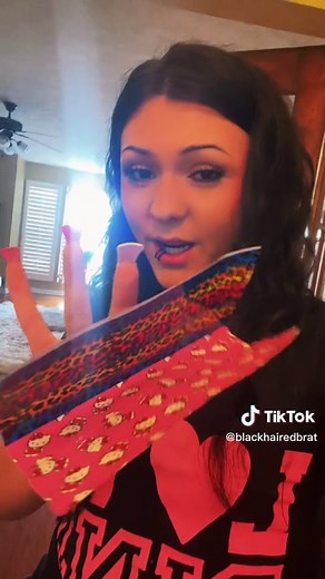 DIY Duct Tape Wallet: 2000s Nostalgia!