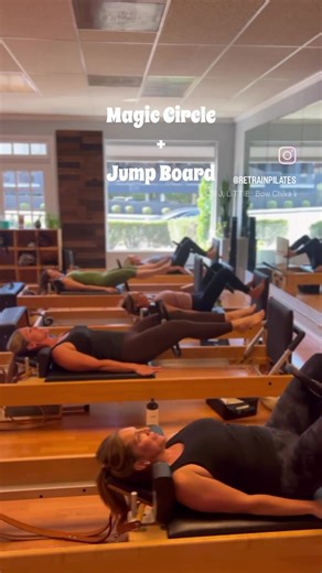 Jumpboard and Magic cirlce for a great booty thigh ab workout 🔥