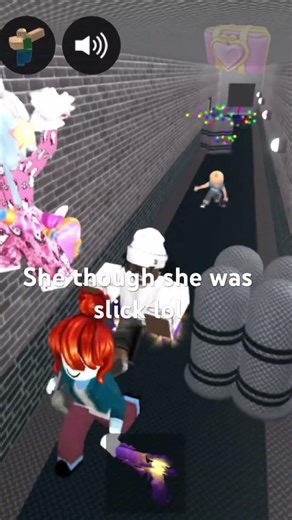 She though I didn’t know she was murder😭😭 #roblox #mm2