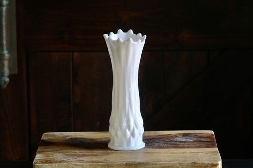 Vintage Fostoria Milk Glass Swung Vase, Mid Century Entryway Decor, White Frisco Stretch Glass Vase, Gift for Collector, Elegant Cottagecore - Etsy