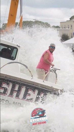 Extreme Boat Docking Crusher Highlights