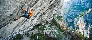 Seb Bouin klettert DNA und schlägt als Bewertung 9c vor