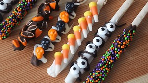 Trick-or-Treat Pocky