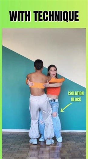 How to Do a Pinza | Bachata Sensual Body Movement