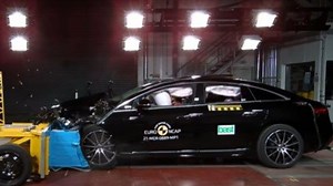 Mercedes-Benz EQS scores a perfect five in Euro NCAP crash test