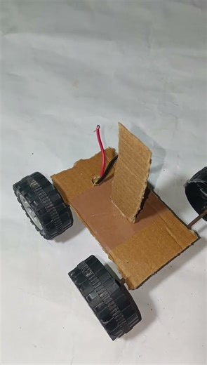 How to make a mini solar powered dc car using solar #inventions #solar #motor