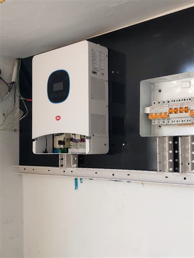 Itel 4kW Hybrid Inverter: Efficient Solar Solution