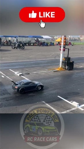 INSANE RC Drag Racing Launch! 🚀🚦 #rcdragracing #shorts