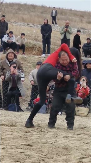 Hilarious Male and Female Wrestling Fights - Must Watch