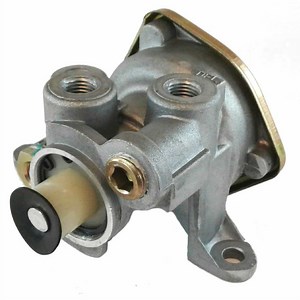 Air System Valves: SR-1 Type Truck Tractor Air Spring Brake Valve - 1/4 Inch NPT