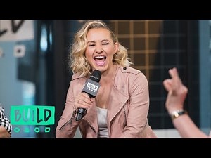 Beverley Mitchell, Jodie Sweetin & Christine Lakin Discuss "Hollywood Darlings"