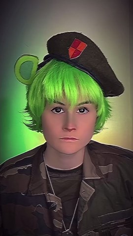 Mayamystic on Instagram: "Remake of my Flippy / Fliqpy cosplay 💚 Pour fêter les 9M sur mon compte YouTube 🫶 #happytreefriends #htf #flippy #fliqpy #cartoon #nostalgia #cosplay #cosplayer #makeup"