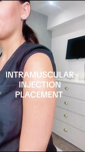 INTRAMUSCULAR INJECTION PLACEMENT! Making sure we have the correct placement for an intramuscular injection is imperative for the best absorption! #intramuscularinjection #b12 #practionertok #vitamins #practionertok #practionerlife #aesthetictraining #training #beautytherapycourse #vitinjections #fpy #explorepage #discoverpage