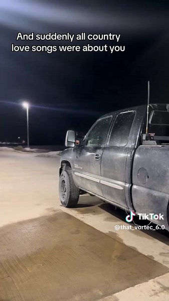 She knows who she is. #gmc #fyp #gmt800 #girlfriend