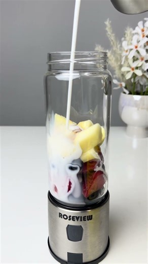 Blender Smoothie with Fruit 🍓🫐🍏#shorts #viral #apple #asmr